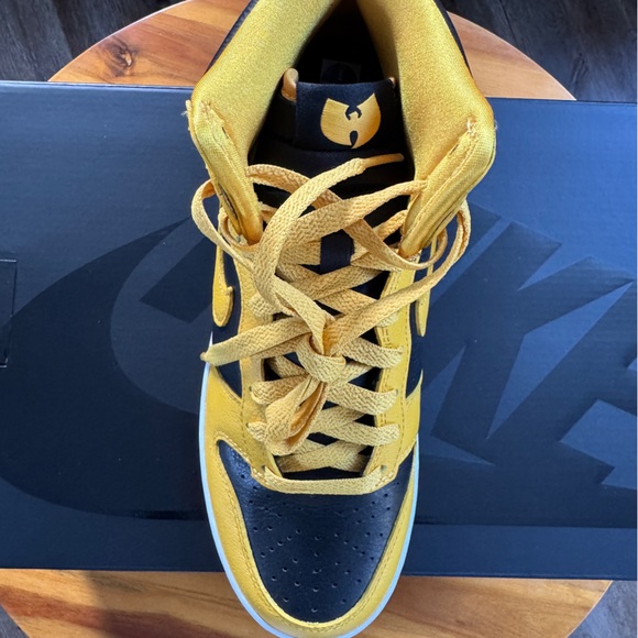 Wu-Tang Nike Dunk Hi Retro PRM - Picture 2 of 6